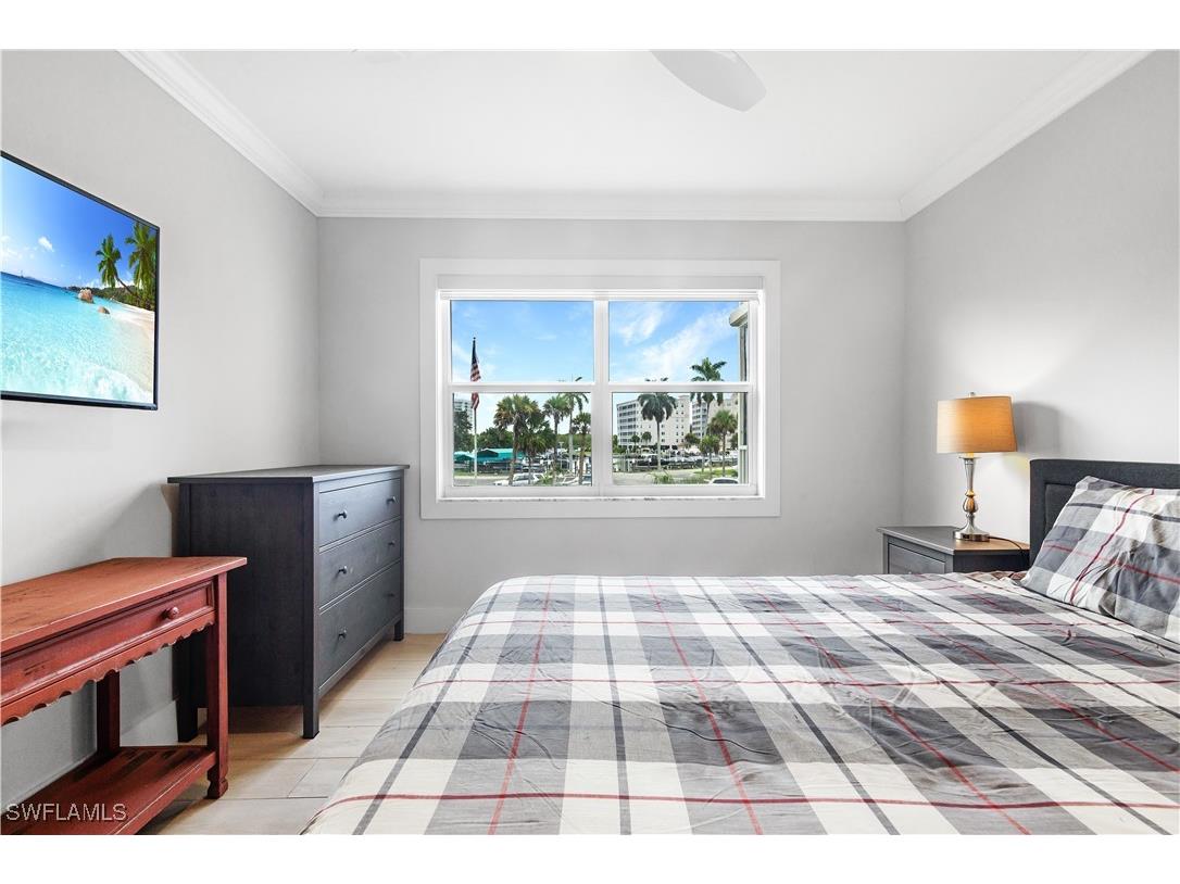 5 Bluebill Avenue #209 Naples FL 34108 225041829 image20