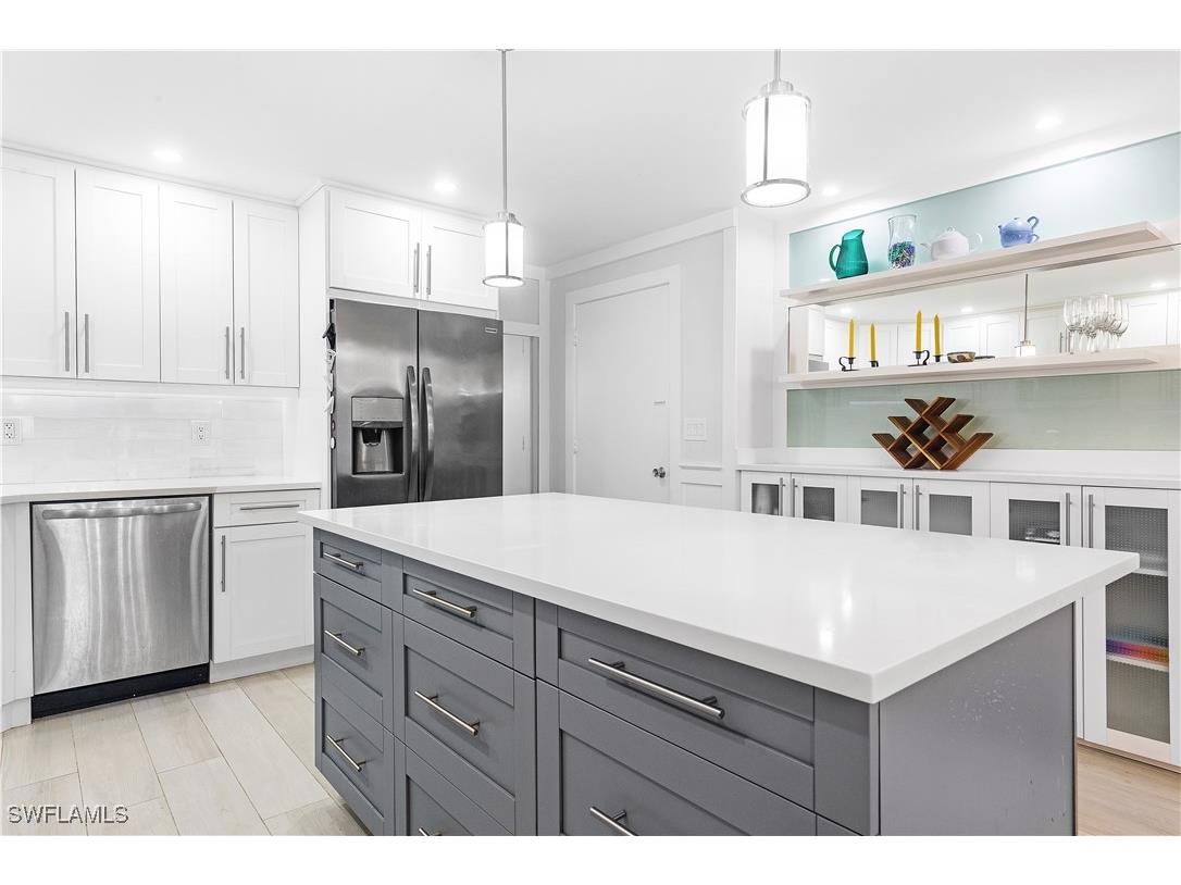 5 Bluebill Avenue #209 Naples FL 34108 225041829 image21