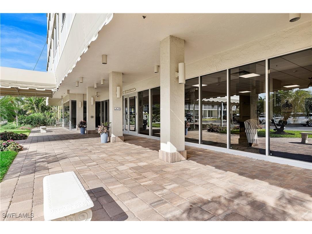 5 Bluebill Avenue #209 Naples FL 34108 225041829 image37