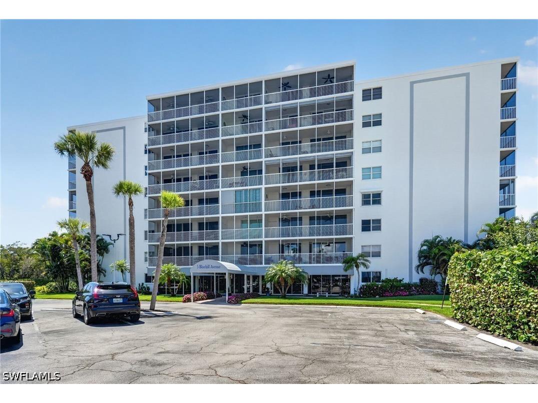 5 Bluebill Avenue #209 Naples FL 34108 226018556 image25