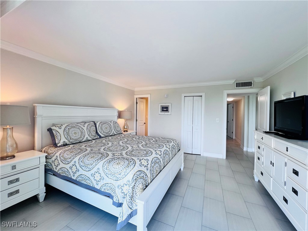 5 Bluebill Avenue #303-1 Naples FL 34108 225073817 image15