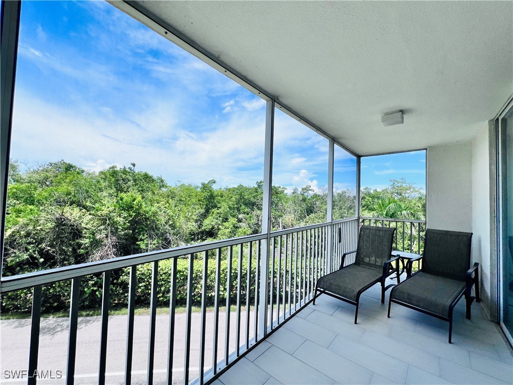 5 Bluebill Avenue #303-1 Naples FL 34108 225073817 image16