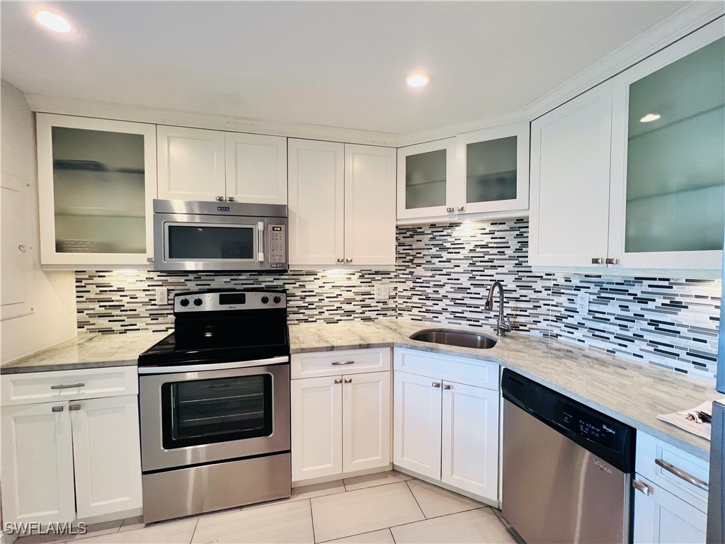 5 Bluebill Avenue #303-1 Naples FL 34108 225073817 image8