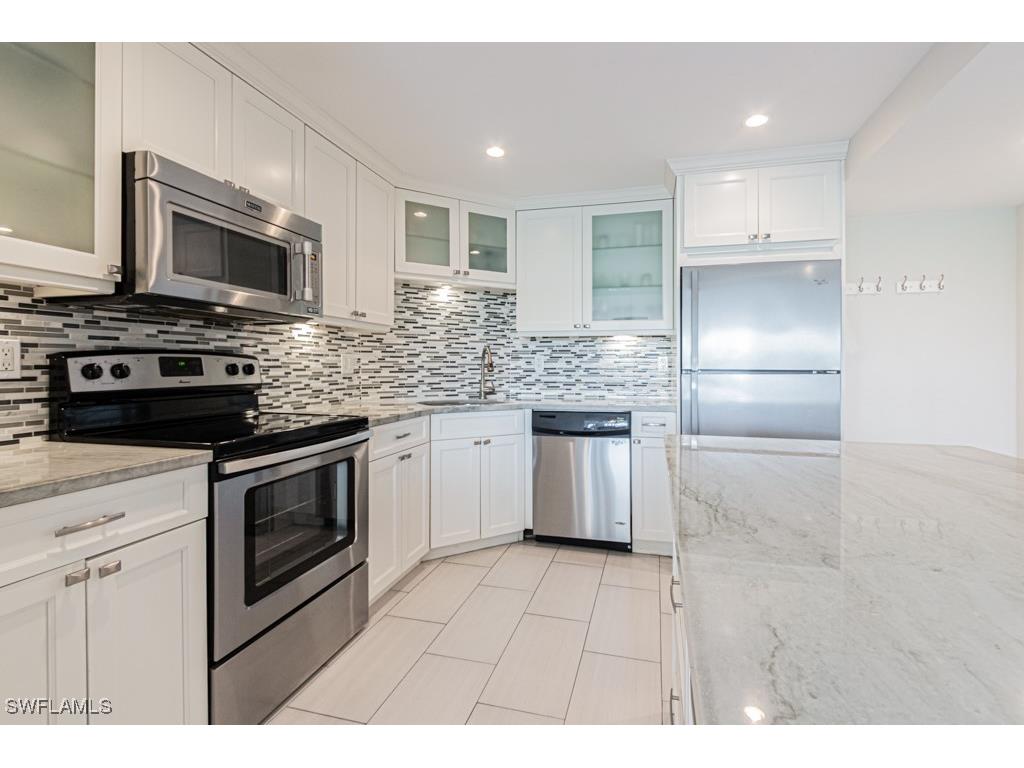 5 Bluebill Avenue #303 Naples FL 34108 225041269 image6