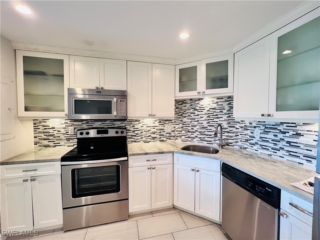 5 Bluebill Avenue #303-1 Naples FL 34108 225073817 image8