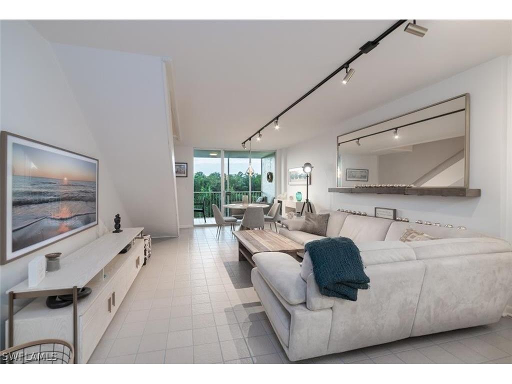 5 Bluebill Avenue #305/405 Naples FL 34108 226012192 image10