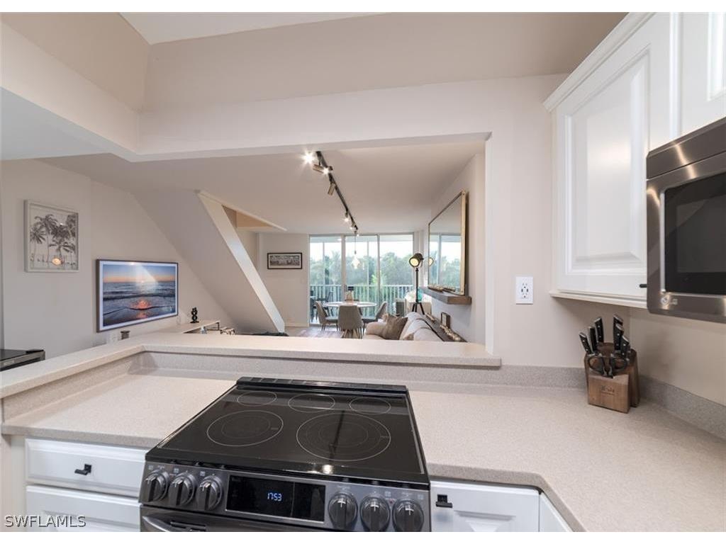 5 Bluebill Avenue #305/405 Naples FL 34108 226012192 image21