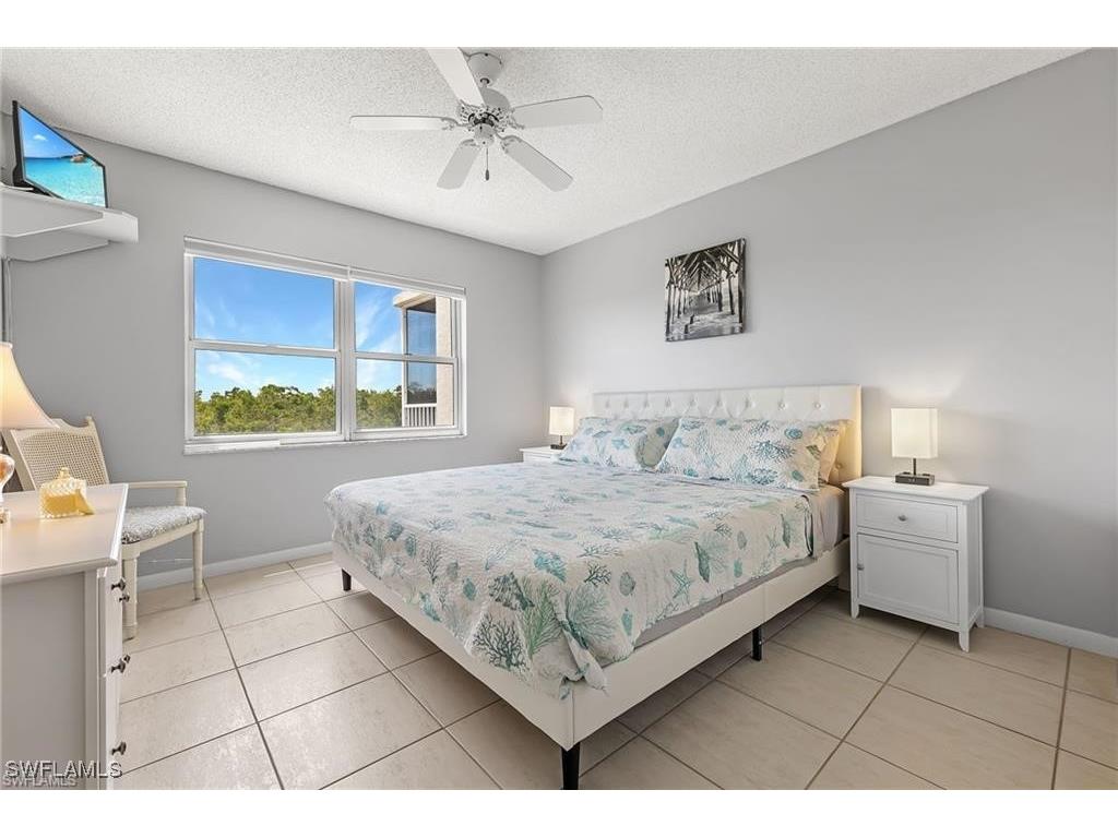 5 Bluebill Avenue #403 Naples FL 34108 225041817 image20