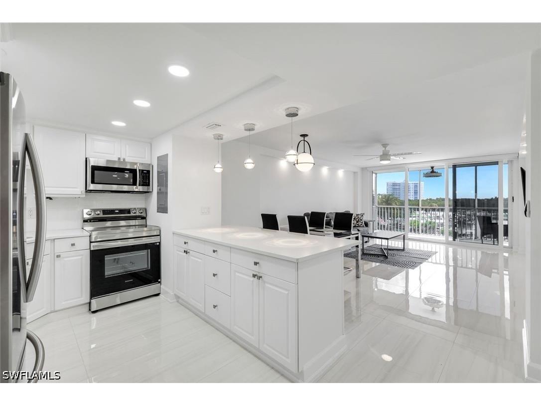 5 Bluebill Avenue #410 Naples FL 34108 226013828 image5