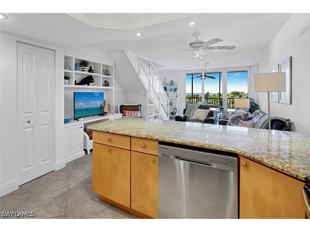 5 Bluebill Avenue #505/605 Naples FL 34108 226023690 image3