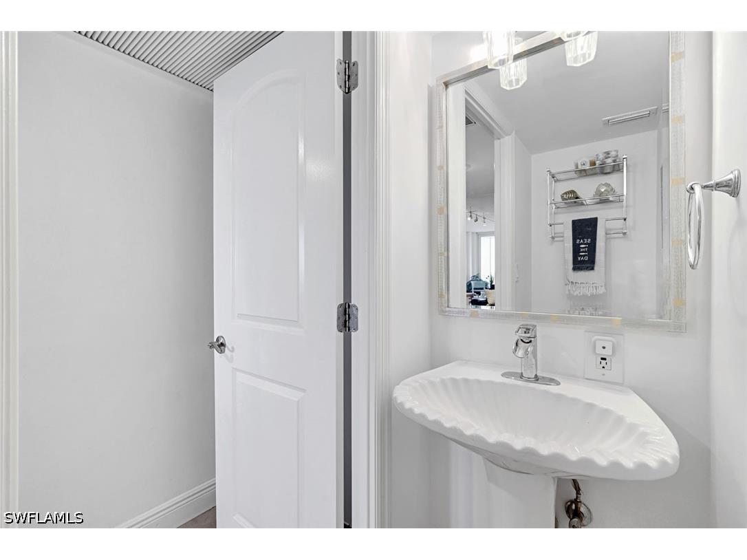 5 Bluebill Avenue #505/605 Naples FL 34108 226023690 image6