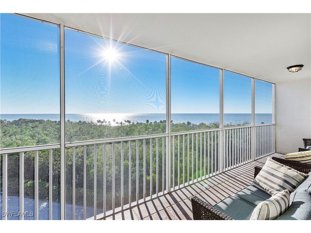 5 Bluebill Avenue #701 Naples FL 34108 225069613 image1