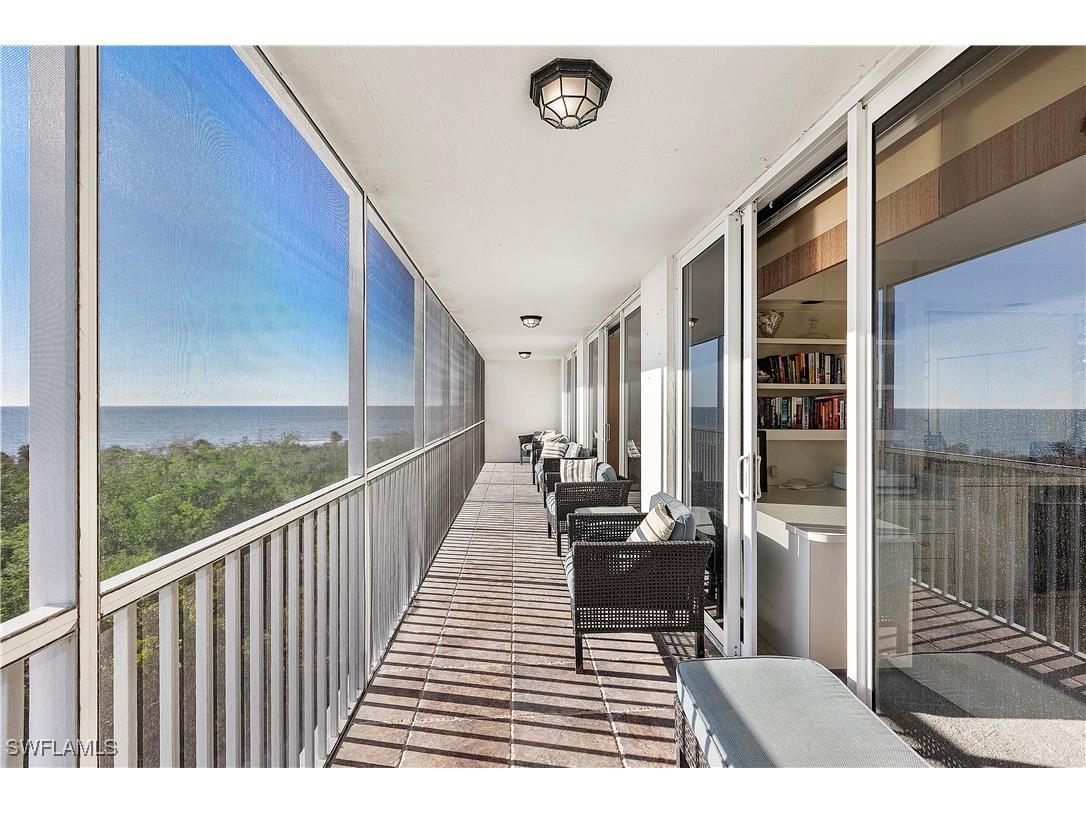 5 Bluebill Avenue #701 Naples FL 34108 225069613 image2