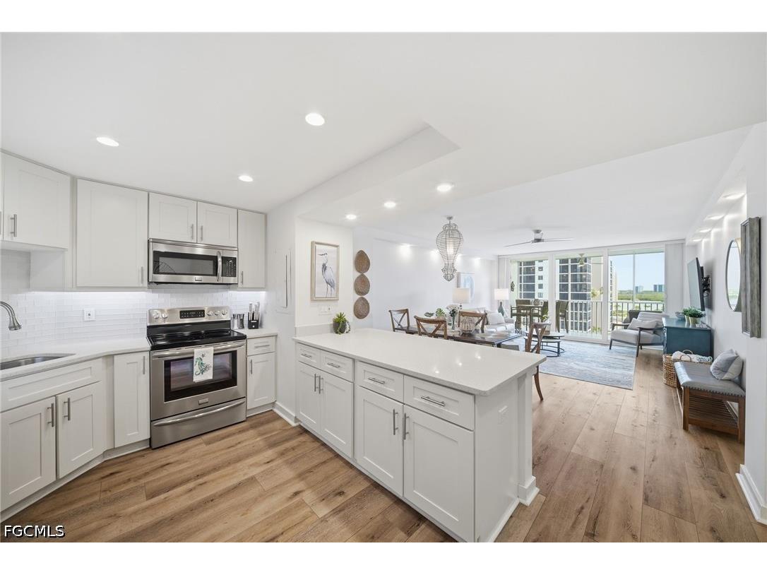 5 Bluebill Avenue #808 Naples FL 34108 2026019156 image15