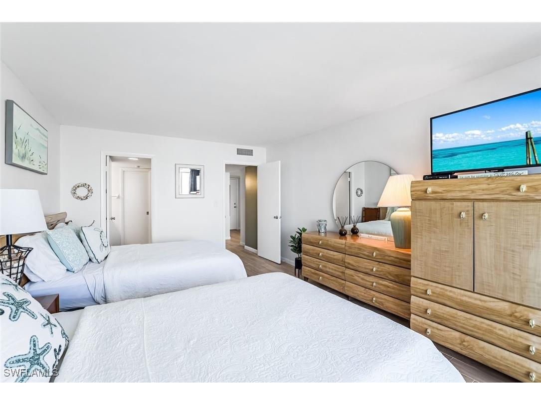 5 Bluebill Avenue #810 Naples FL 34108 225065557 image11
