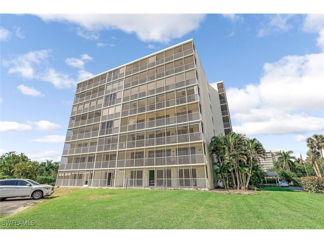 5 Bluebill Avenue #810 Naples FL 34108 225065557 image2