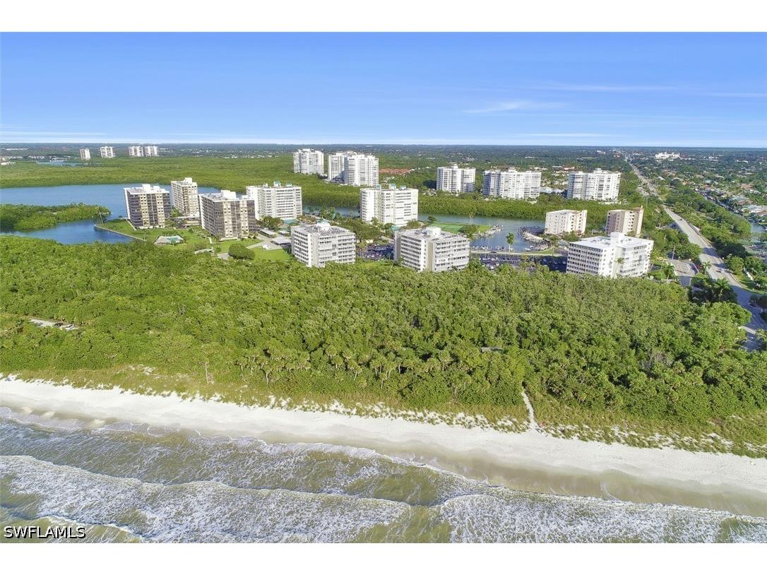 5 Bluebill Avenue #810 Naples FL 34108 226025569 image1