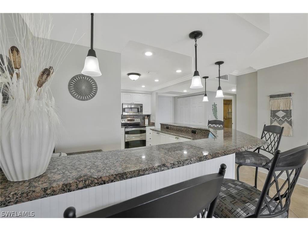 5 Bluebill Avenue #812 Naples FL 34108 226006257 image10