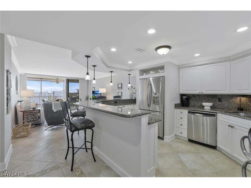 5 Bluebill Avenue #812 Naples FL 34108 226006257 image7