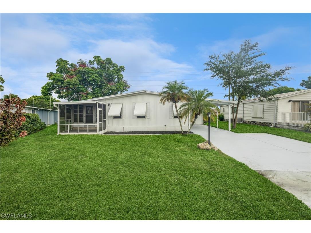 5 Chateau Way Naples FL 34112 223054658 image1