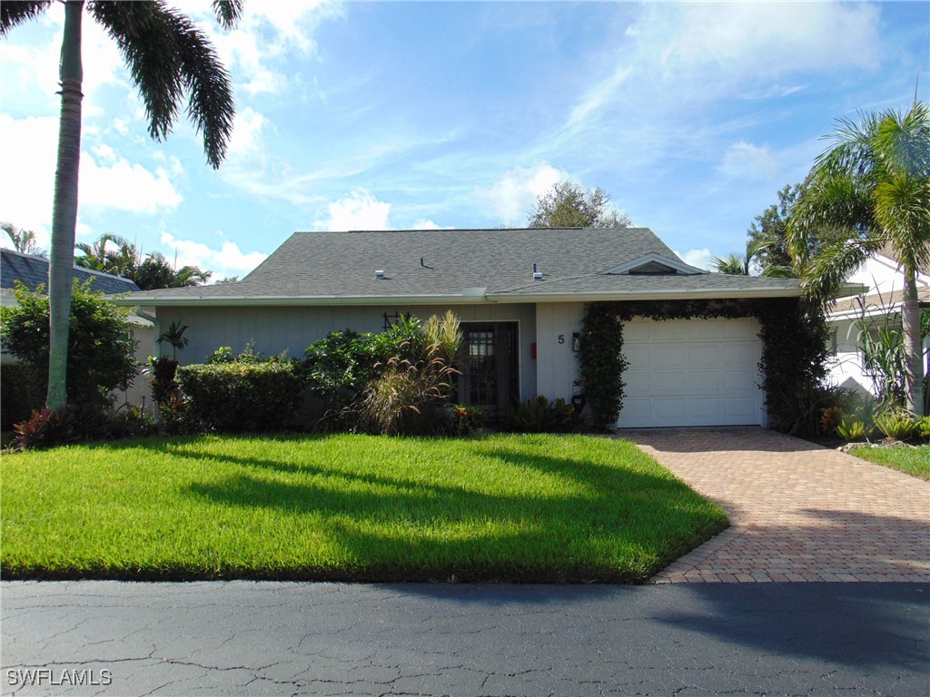 5 Crooked Lane #22 Naples FL 34112 225003635 image1