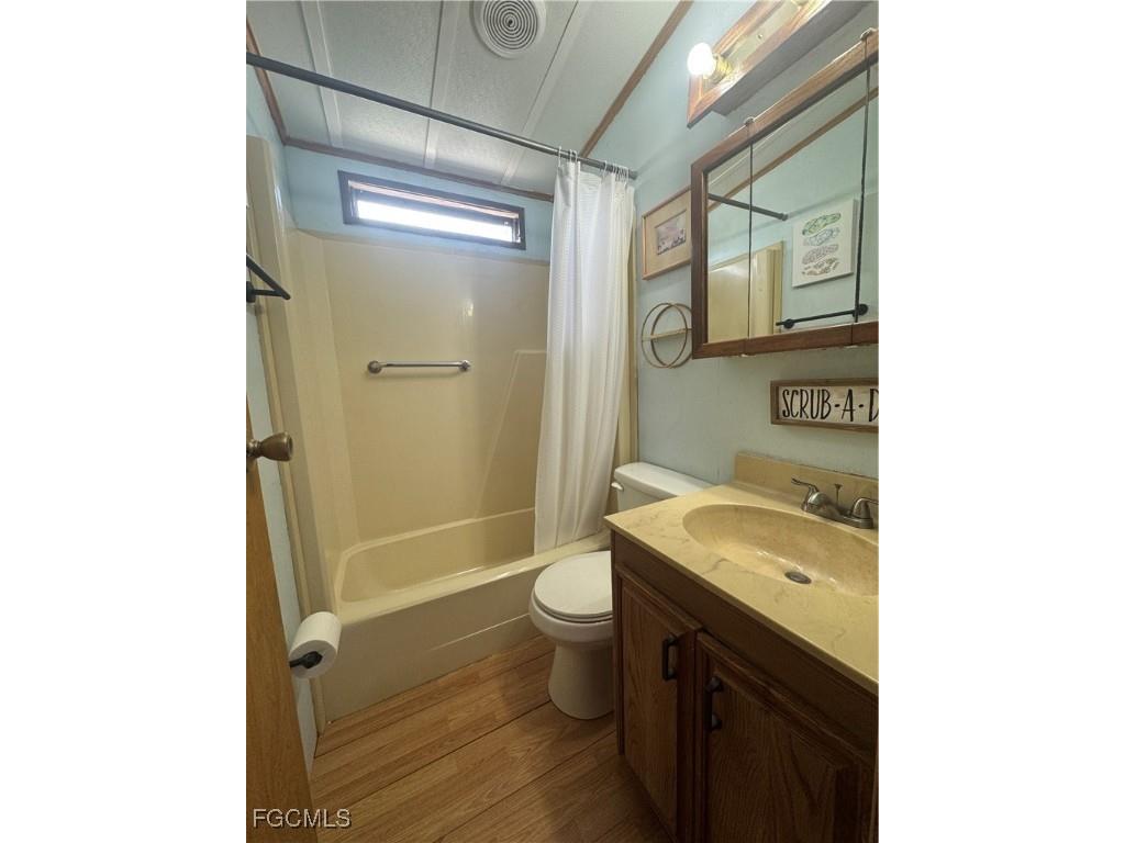 5 Fountain View Boulevard North Fort Myers FL 33903 2025011754 image8