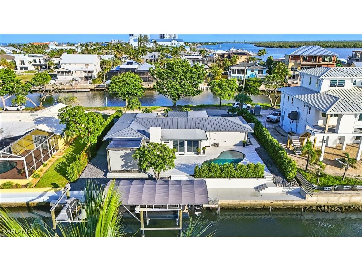 5 Glenview Manor Drive Fort Myers Beach FL 33931 225065968 image1