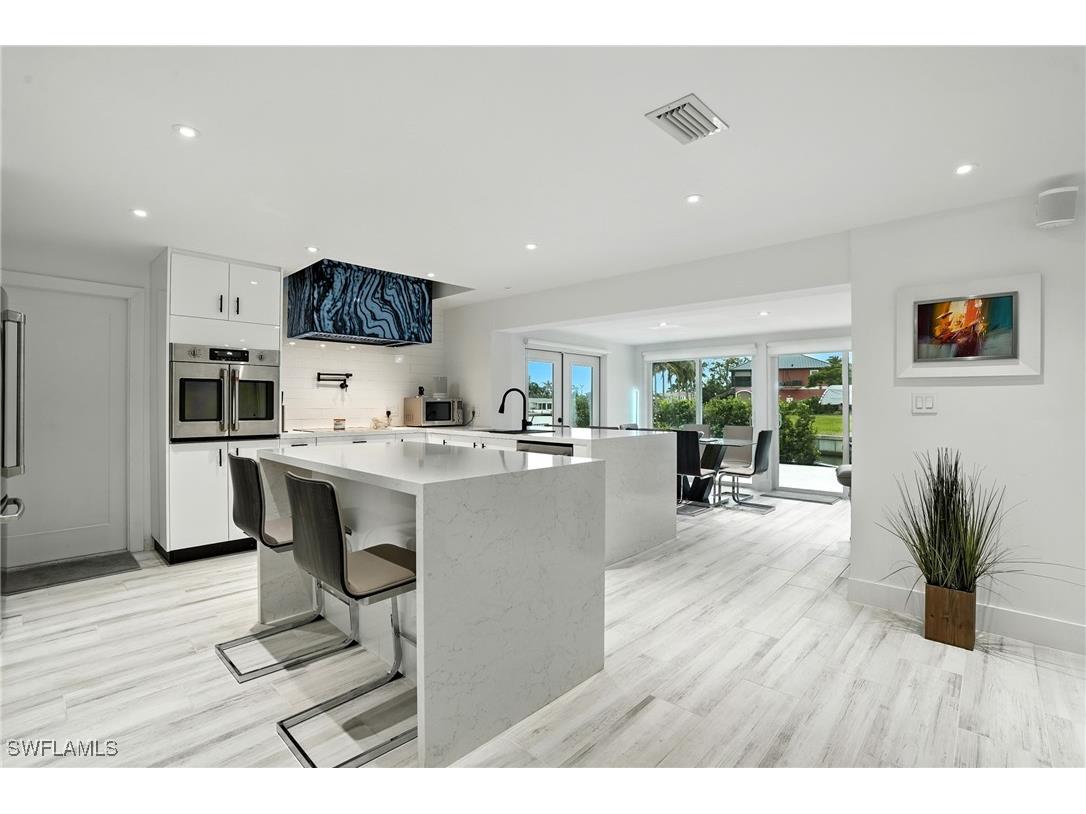 5 Glenview Manor Drive Fort Myers Beach FL 33931 225065968 image9