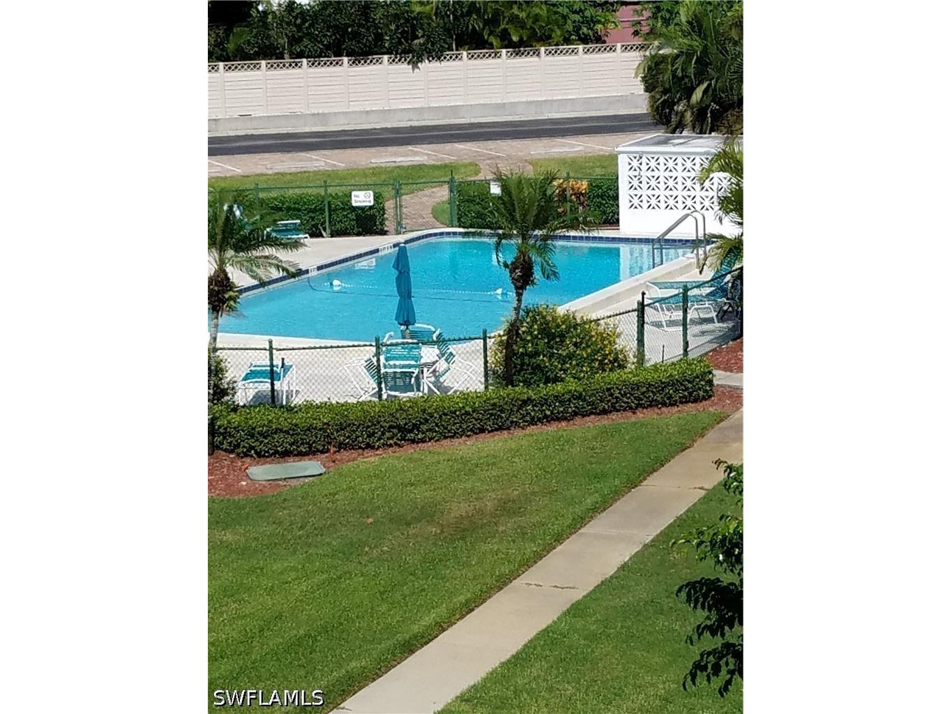 5 High Point Circle W #104 Naples FL 34103 226023488 image26