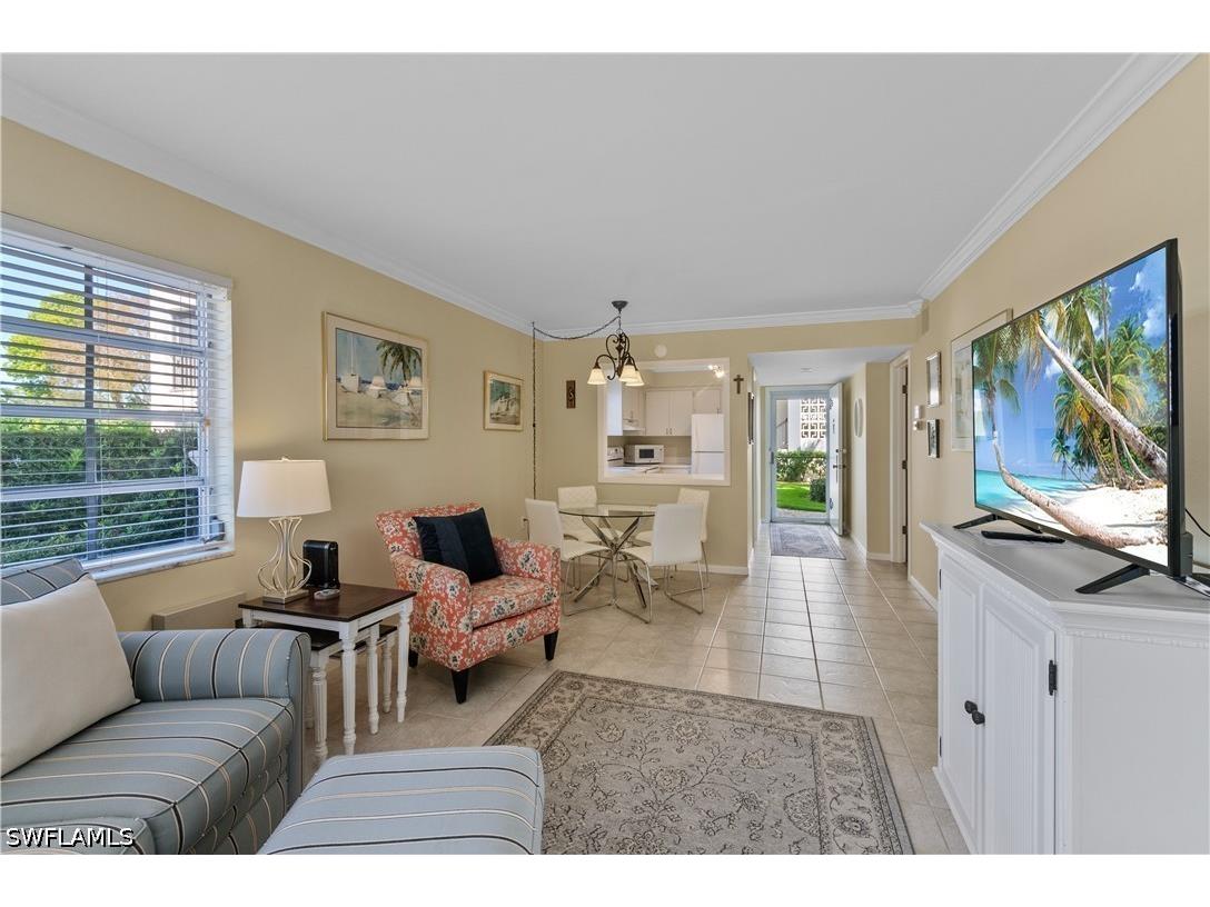 5 High Point Circle W #104 Naples FL 34103 226023488 image8