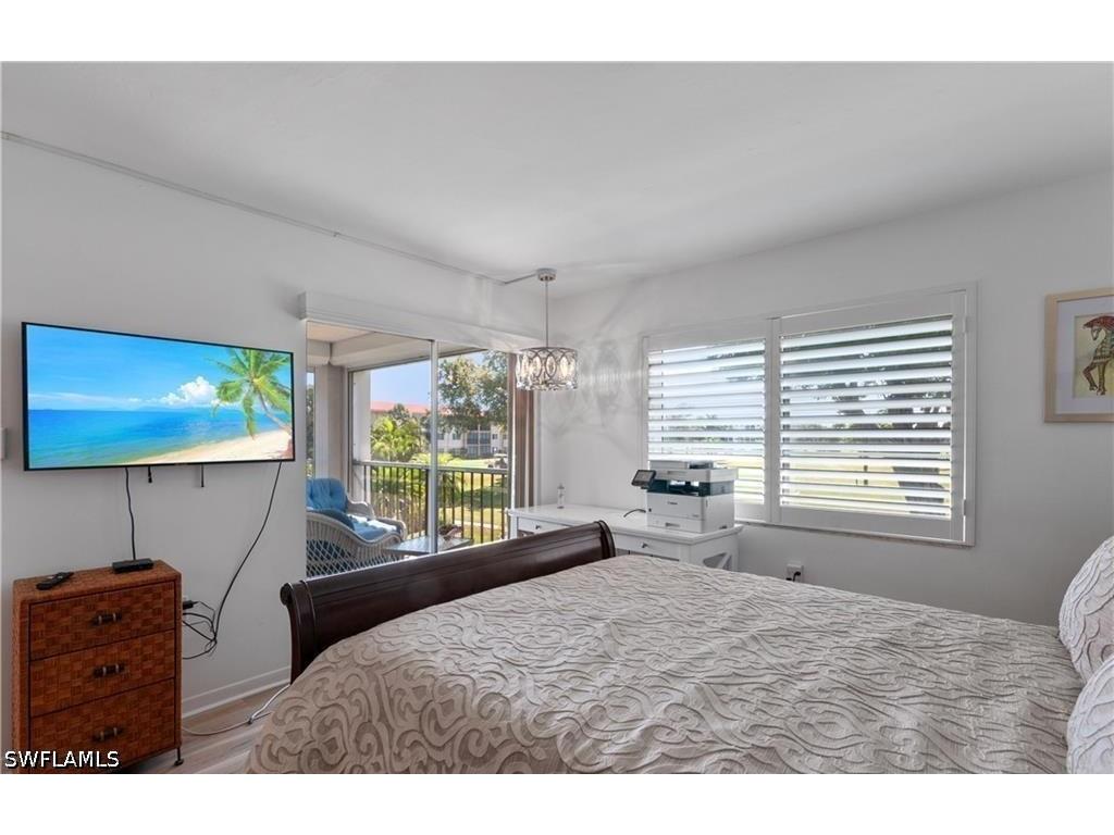 5 High Point Circle W #206 Naples FL 34103 226022539 image16