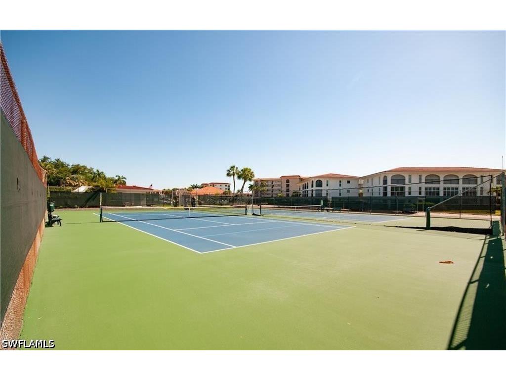 5 High Point Circle W #206 Naples FL 34103 226022539 image31