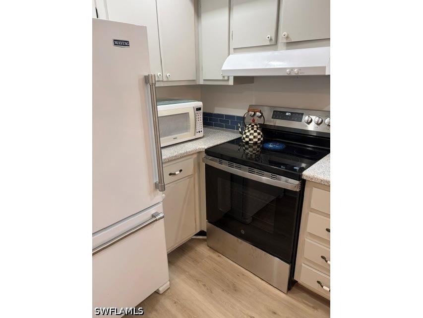 5 High Point Circle W #206 Naples FL 34103 226022539 image4
