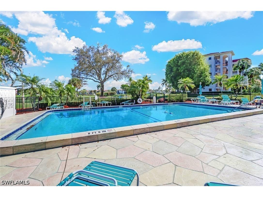 5 High Point Circle W #211 Naples FL 34103 226012405 image37