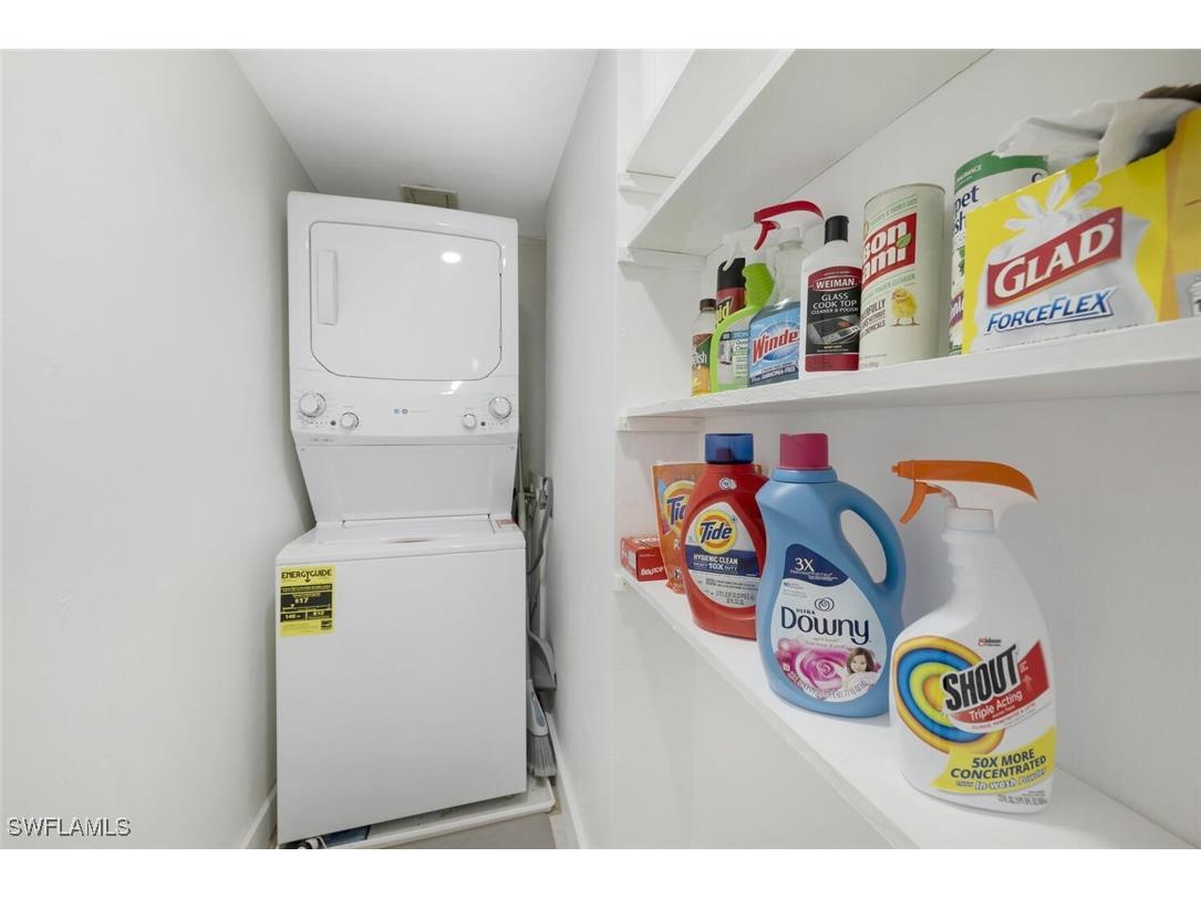 5 High Point Circle W #212 Naples FL 34103 225076179 image10