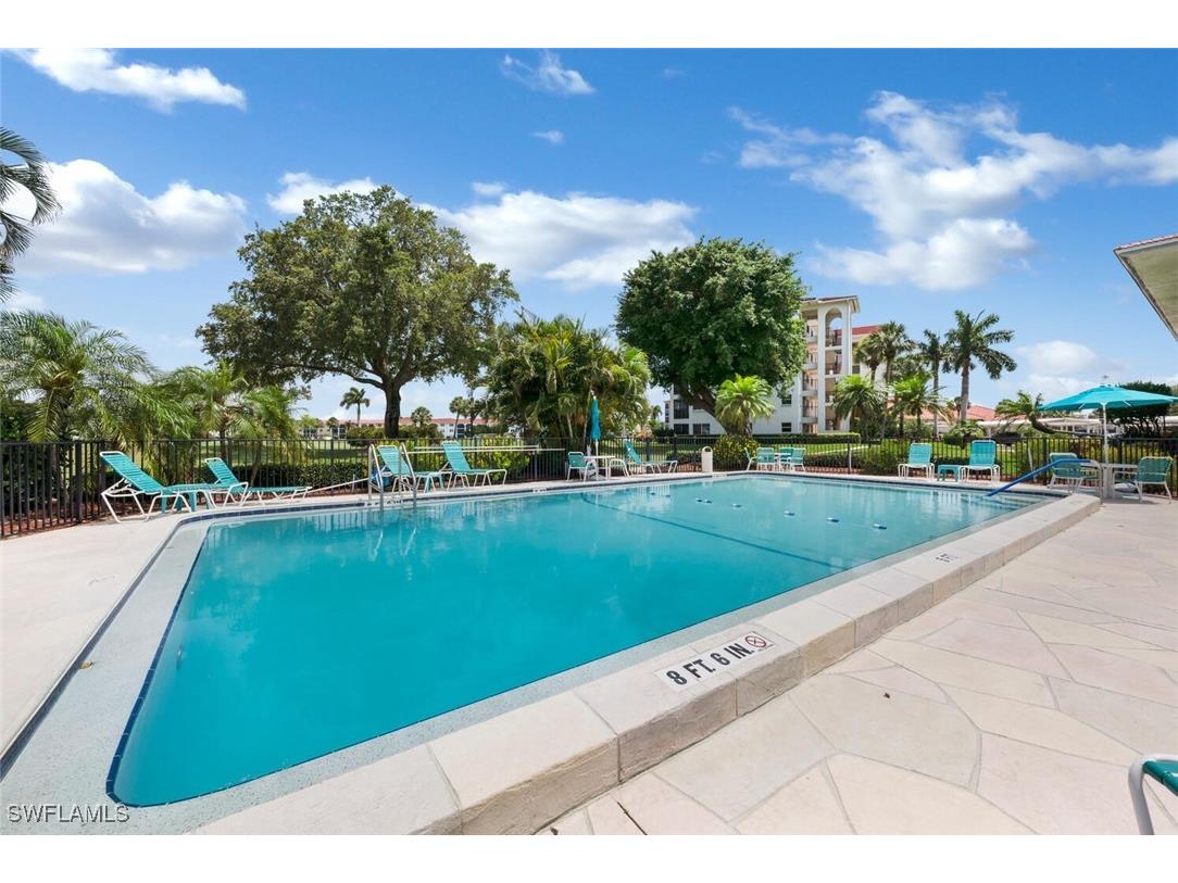 5 High Point Circle W #212 Naples FL 34103 225076179 image13