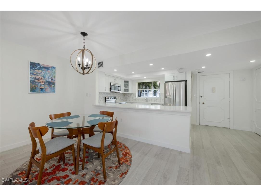 5 High Point Circle W #212 Naples FL 34103 225076179 image3