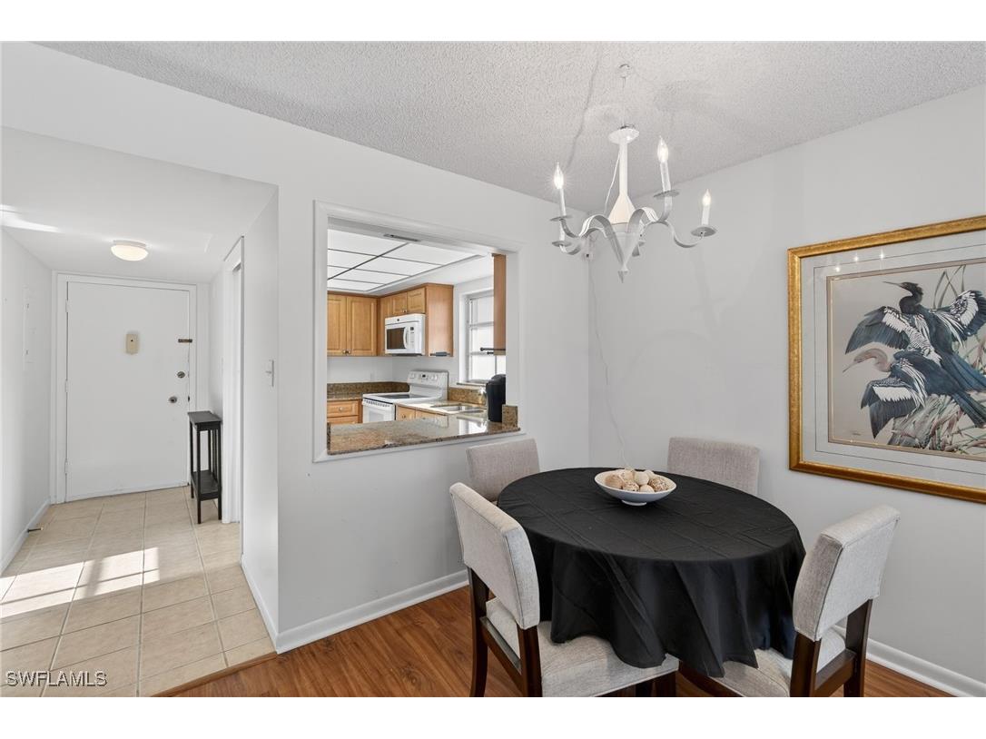 5 High Point Circle W #303 Naples FL 34103 225082256 image15