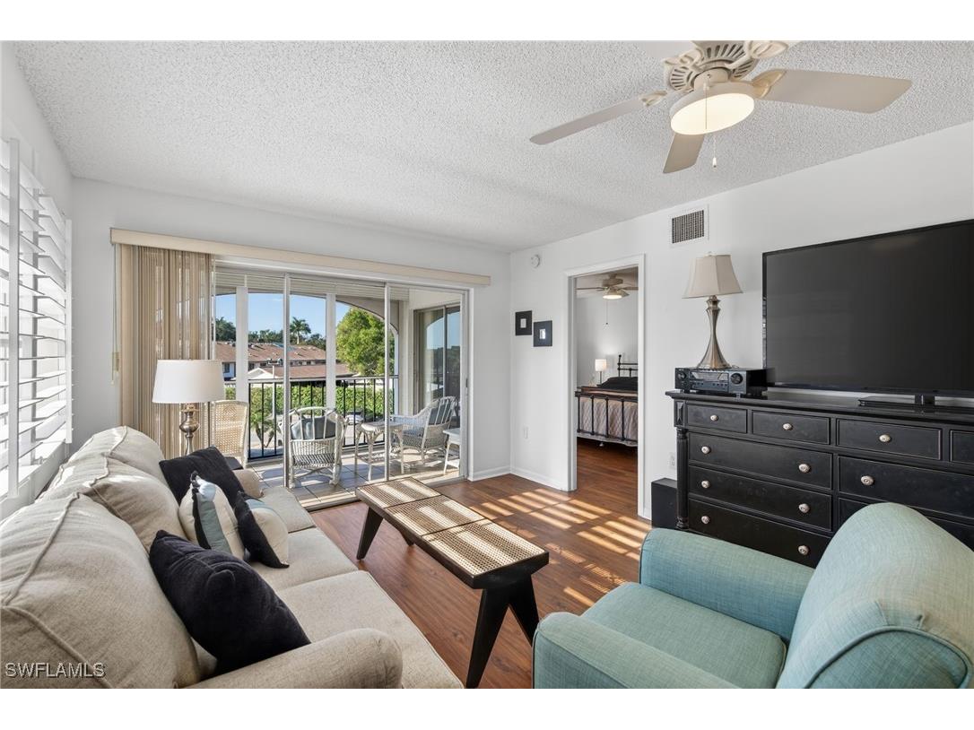 5 High Point Circle W #303 Naples FL 34103 225082256 image17