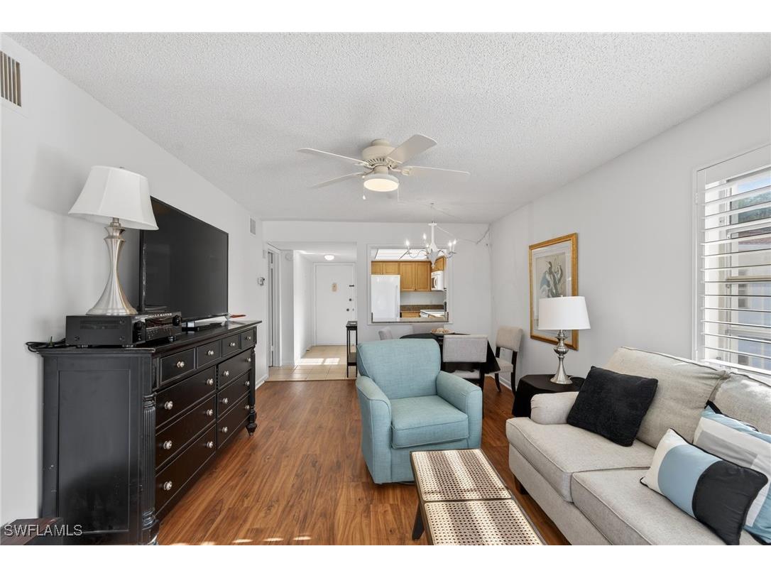 5 High Point Circle W #303 Naples FL 34103 225082256 image19