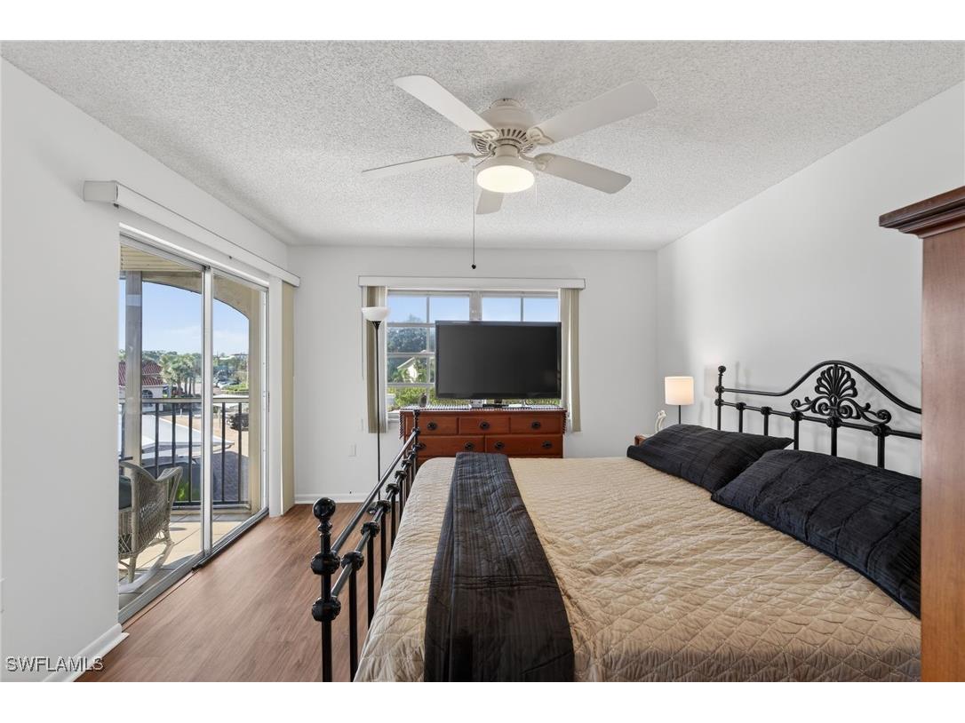5 High Point Circle W #303 Naples FL 34103 225082256 image21