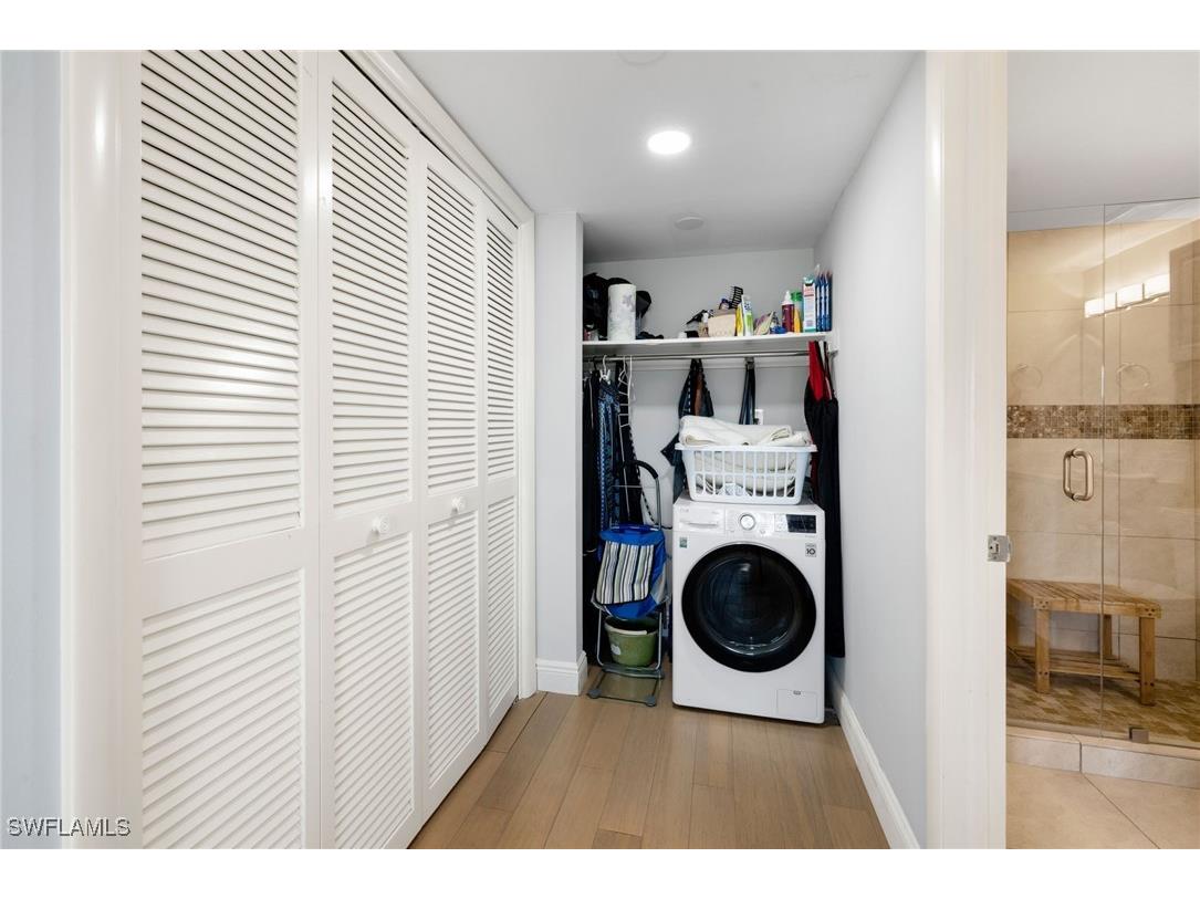 5 High Point Circle W #307 Naples FL 34103 225076440 image19