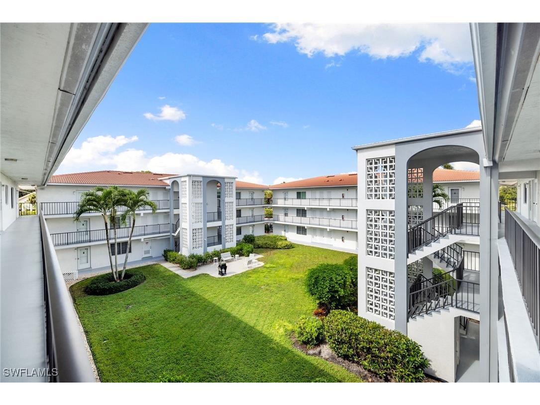 5 High Point Circle W #307 Naples FL 34103 225076440 image25