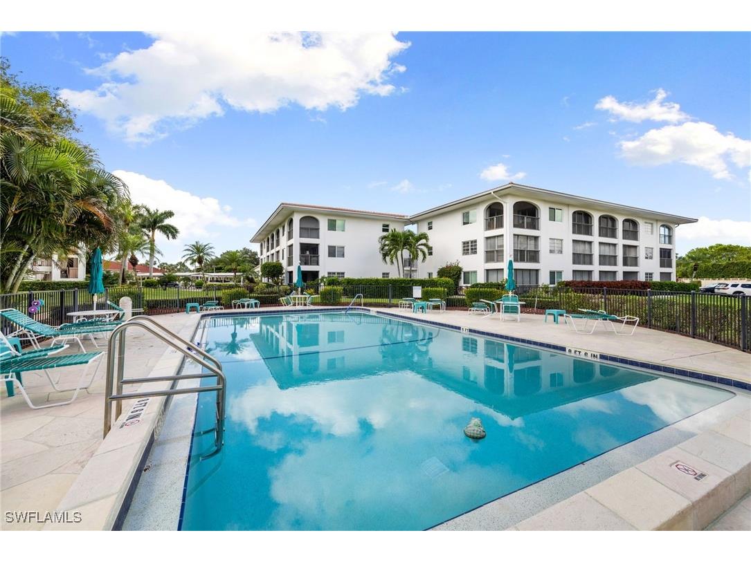 5 High Point Circle W #307 Naples FL 34103 225076440 image26