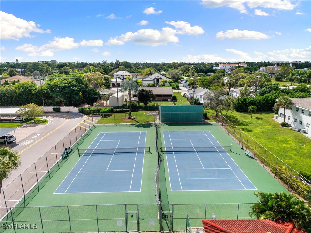 5 High Point Circle W #307 Naples FL 34103 225076440 image30