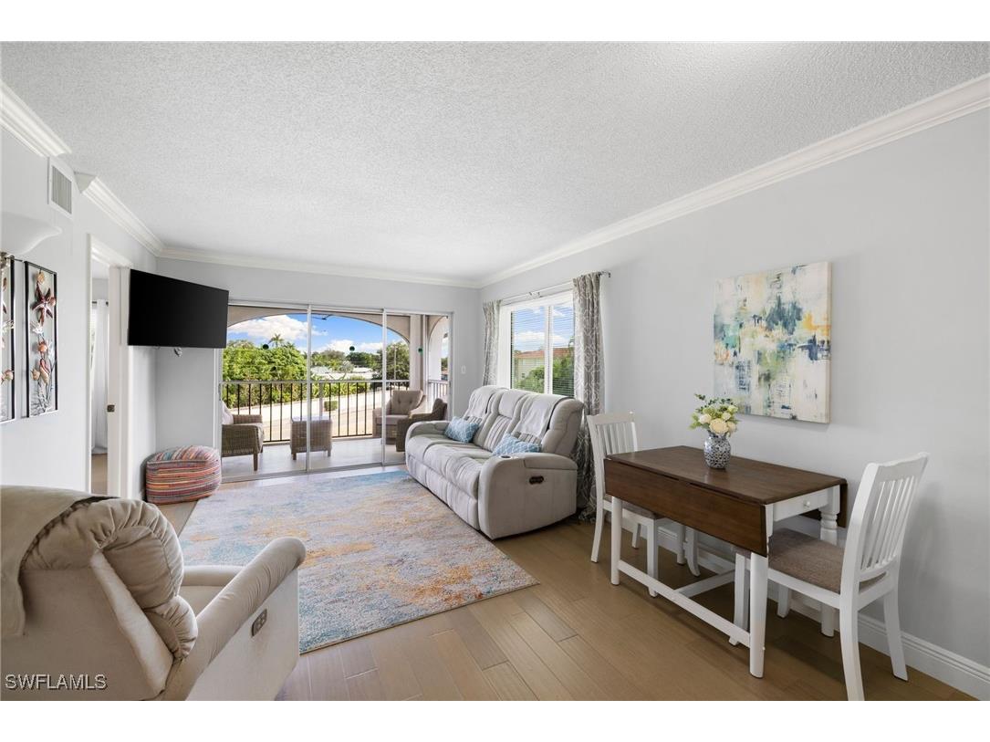 5 High Point Circle W #307 Naples FL 34103 225076440 image8