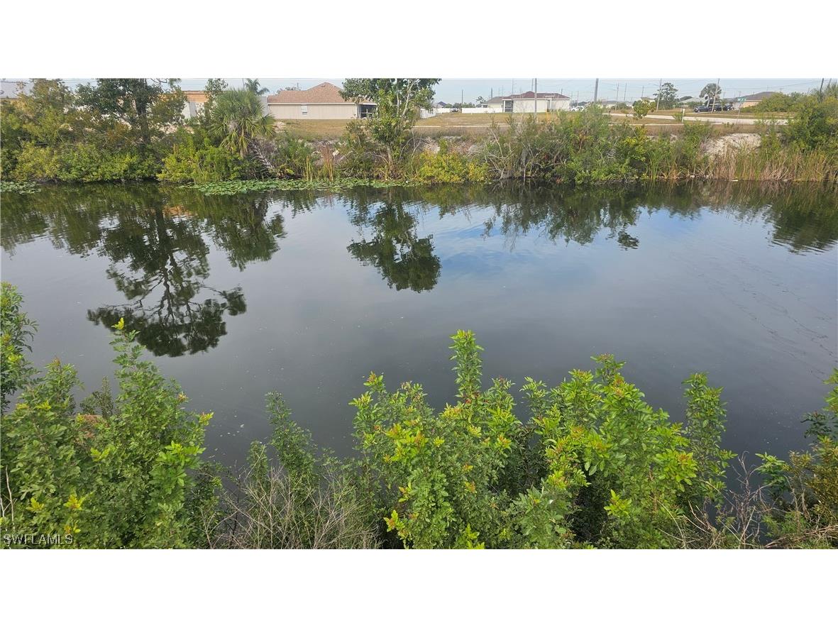 5 NW 19th Terrace Cape Coral FL 33993 224000379 image1