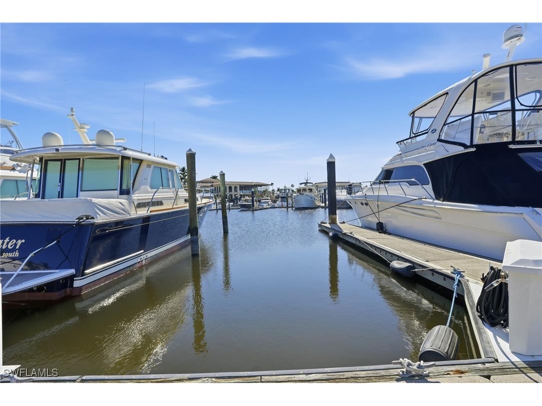 50' BOAT SLIP E-26 Gulf Harbour Marina Fort Myers FL 33908 226004091 image1