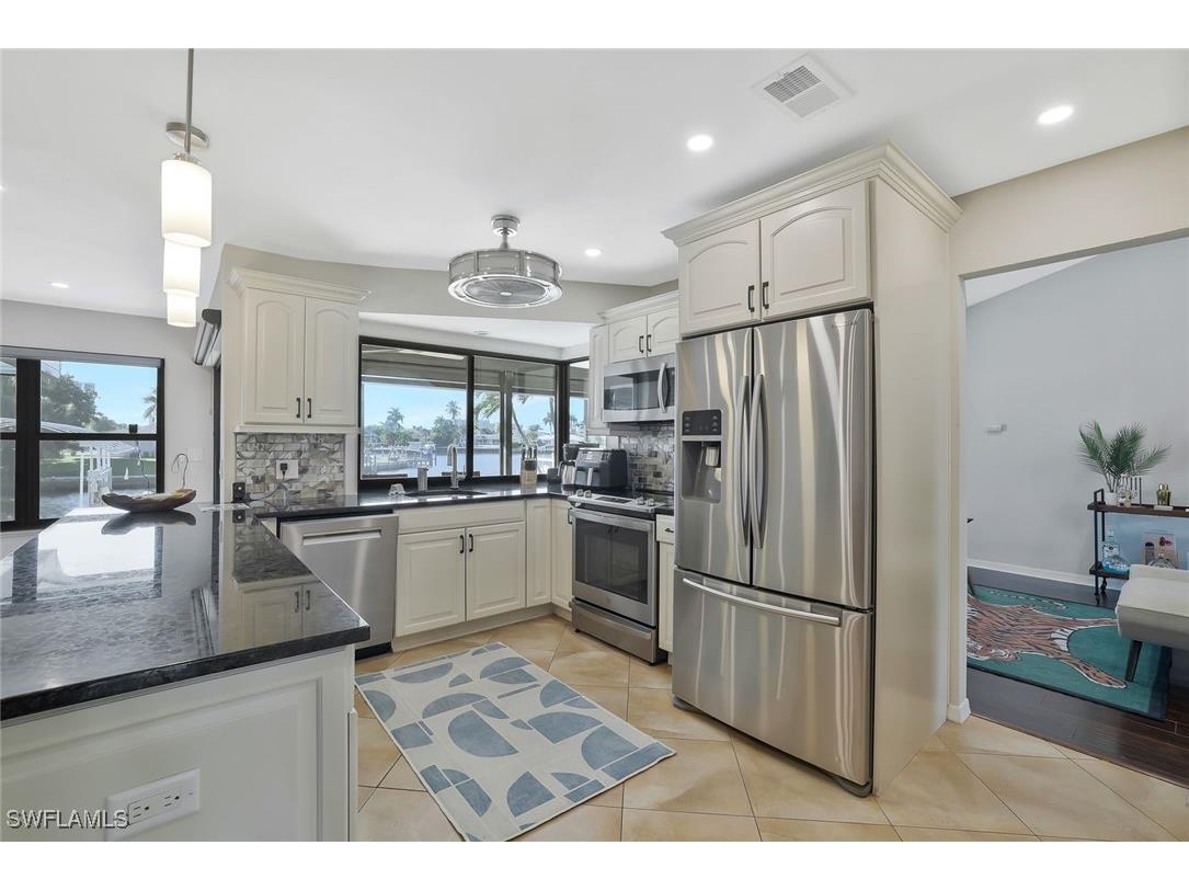 50 Copperfield Court Marco Island FL 34145 225078204 image18