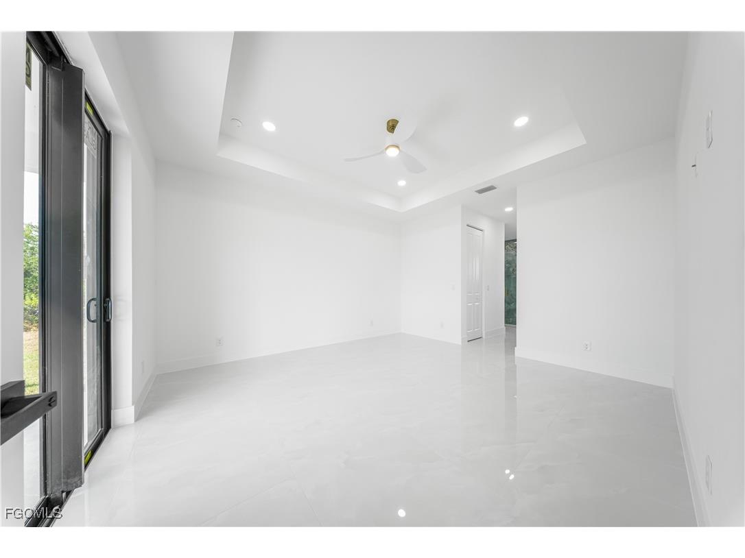 50 Denis Avenue S Lehigh Acres FL 33976 2025024937 image11